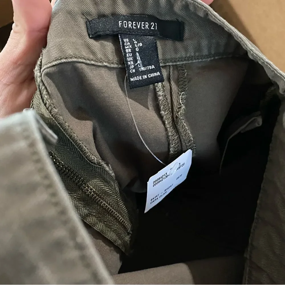 NWT Forever 21 Olive Green Scalloped Mini Skirt